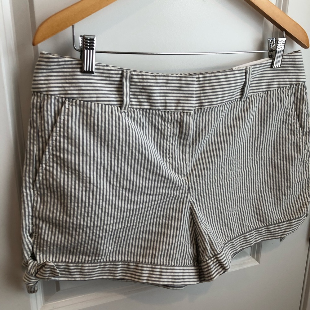 Loft Striped Seersucker Women’s Shorts Ties Striped Womens 8 NEW